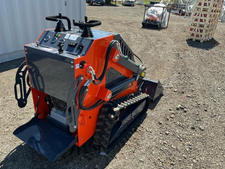 #1000-•-tpm,-t460-mini-skid-steer-loader-image-24