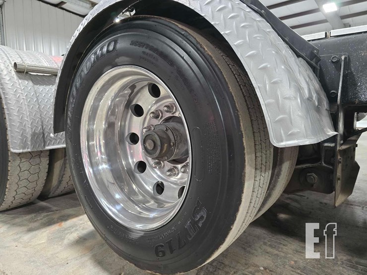 2004-international-paystar-5900-image-19