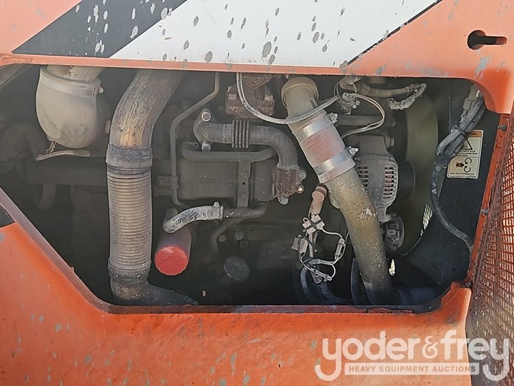 2013-sky-trak-10054-image-21