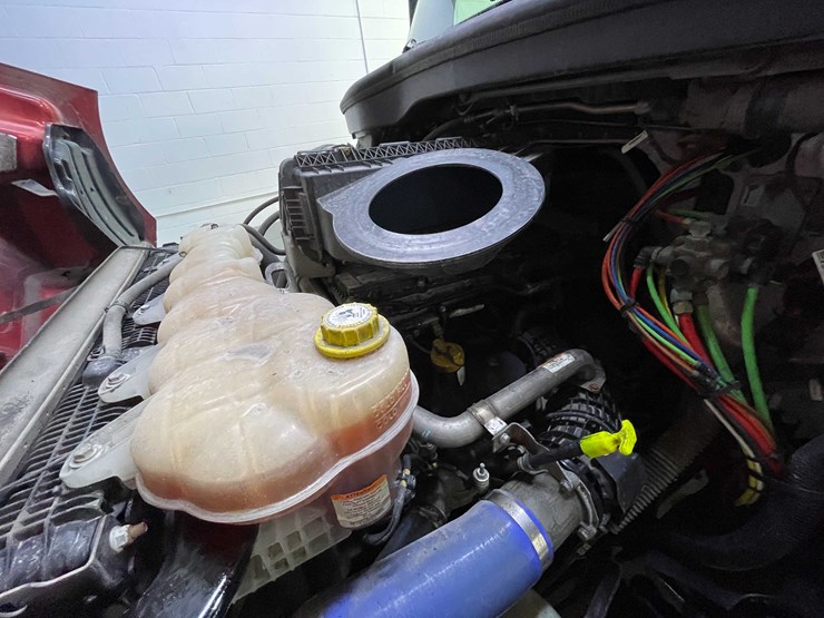 #6226-•-2021-freightliner-cascadia-semi-truck-(title-in-delay)-image-96