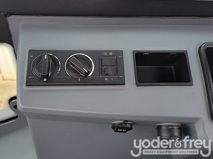 2023-hamm-hc130i-image-36