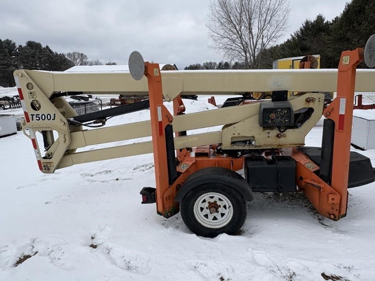 2008-jlg-t500j-image-5