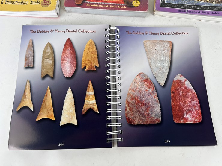 #86-•-#5090-•-(4)-best-of-the-best-indian-artifacts-of-the-deep-south-books.-image-6