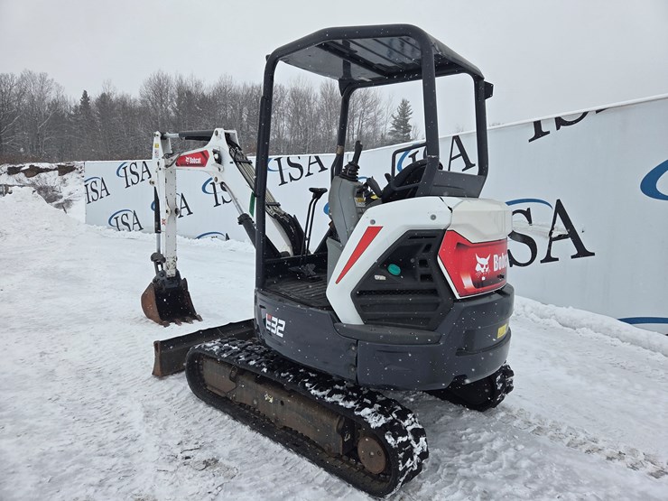 bobcat-e32-image-3