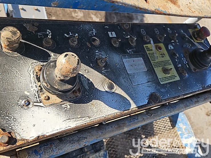 2015-genie-s40-image-27