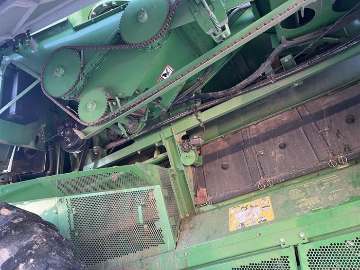 2006-john-deere-9760-sts-image-20