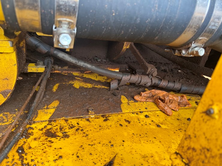 komatsu-pc490-lc-11-image-110