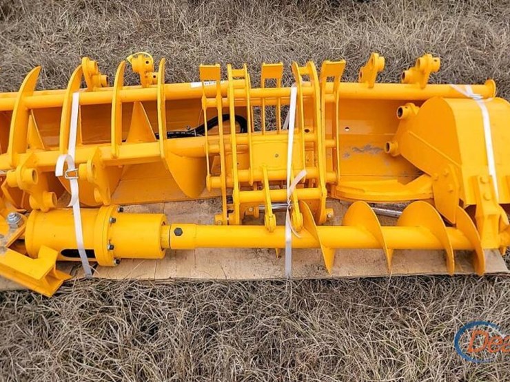 excavator-attachment-set-image-3