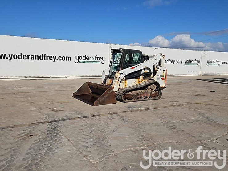 2017-bobcat-t770-image-2