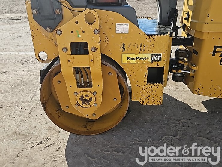 2018-caterpillar-cb34b-image-8