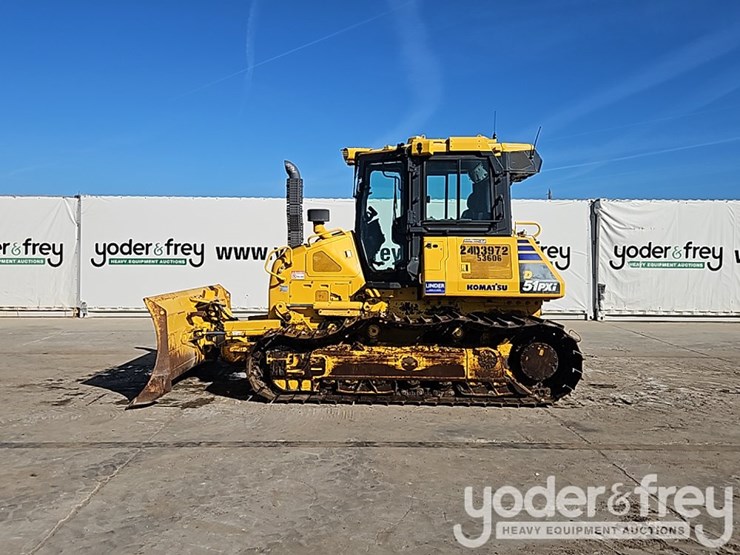 2021-komatsu-d51px-24-image-3