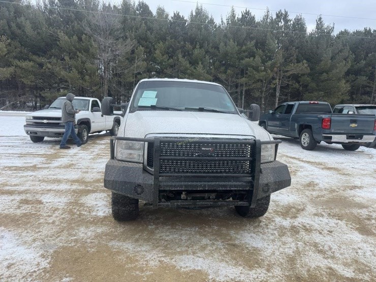 2005-ford-f350-image-2