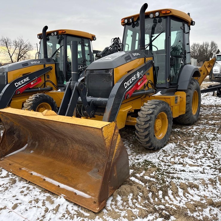 2022 JOHN DEERE 310