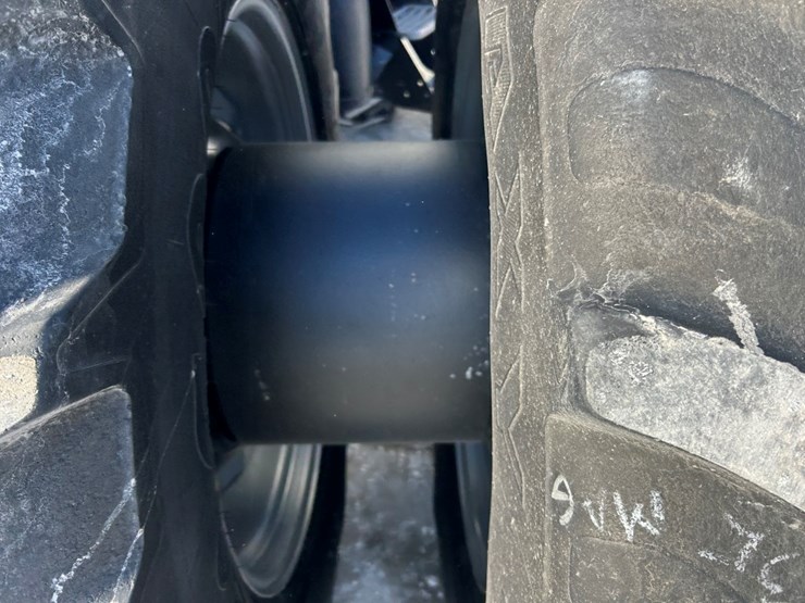 2009-case-ih-magnum-335-image-53