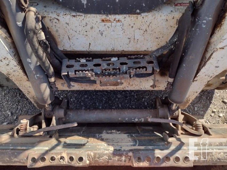 2020-bobcat-t590-image-14