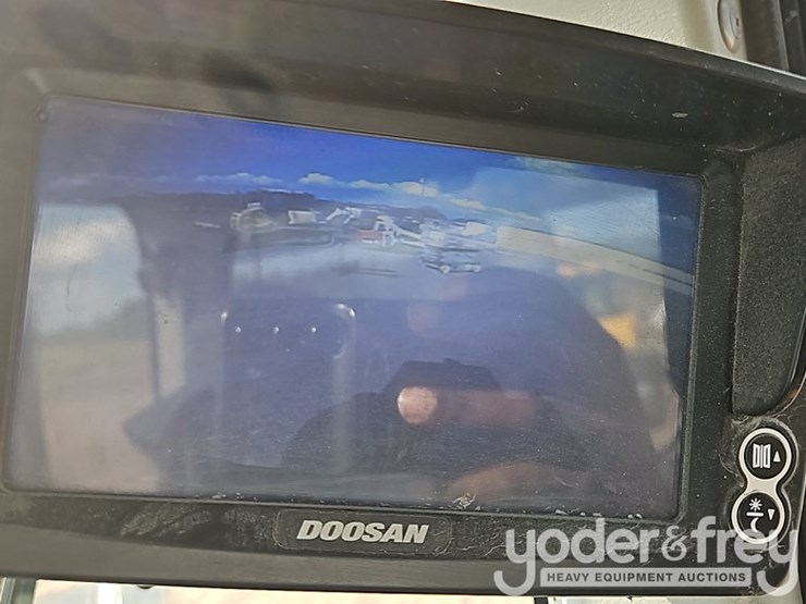 2019-doosan-dl250-5-image-32