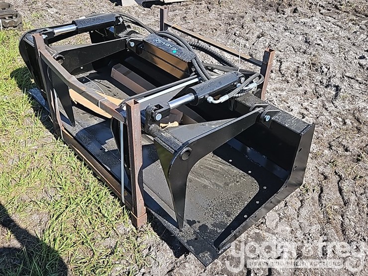 unused-giyi-gy-pg72c-plate-grabber-to-suit-skidsteer-image-1