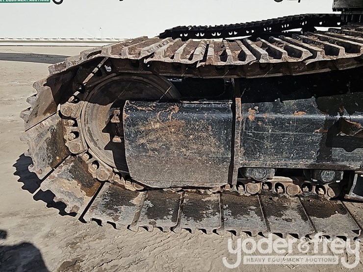 2017-caterpillar-330fl-image-9