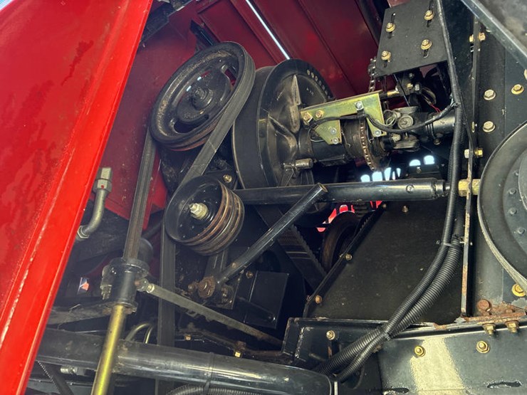 2010-case-ih-6088-image-53