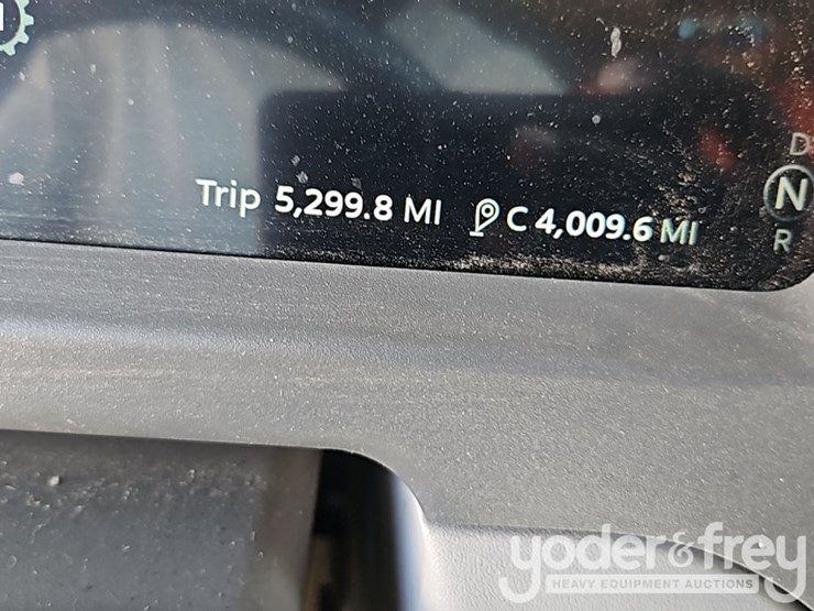 2024-peterbilt-579-image-39