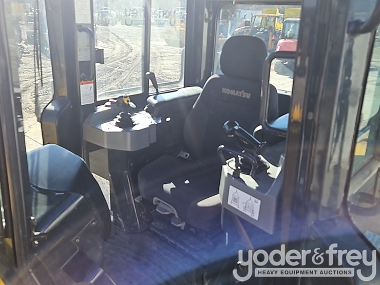 2023-komatsu-d71px-24-image-28