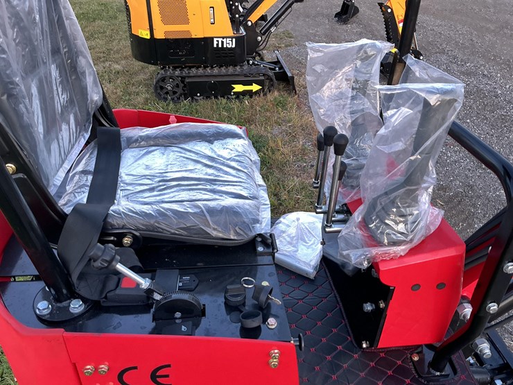 #1206-•-unused-future-ft13-mini-excavator-image-20