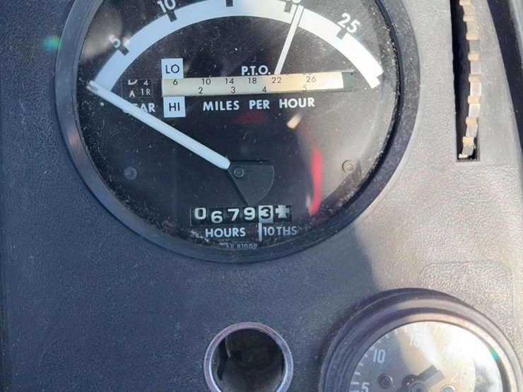 1981-john-deere-8640-image-16