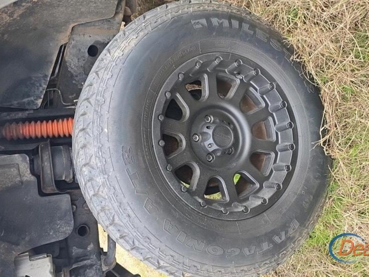 2011-jeep-wrangler-image-28