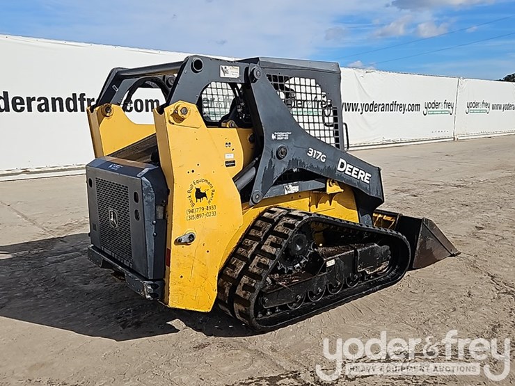 2016-deere-317g-image-5