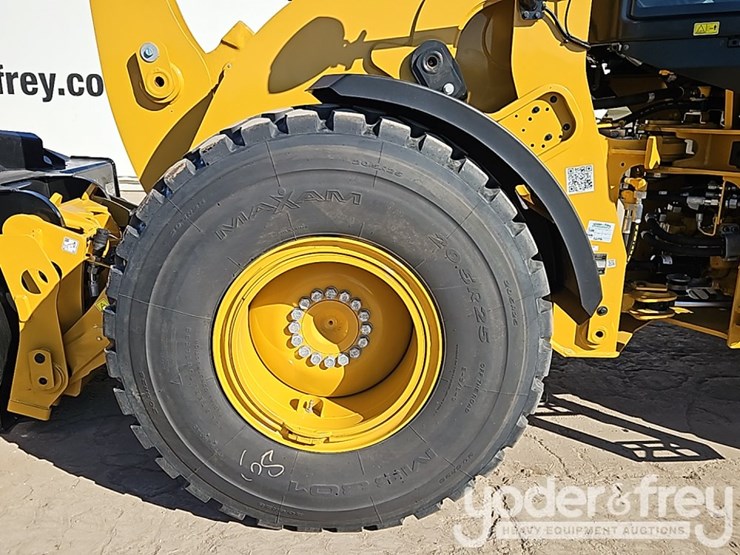 2026-caterpillar-926-image-18