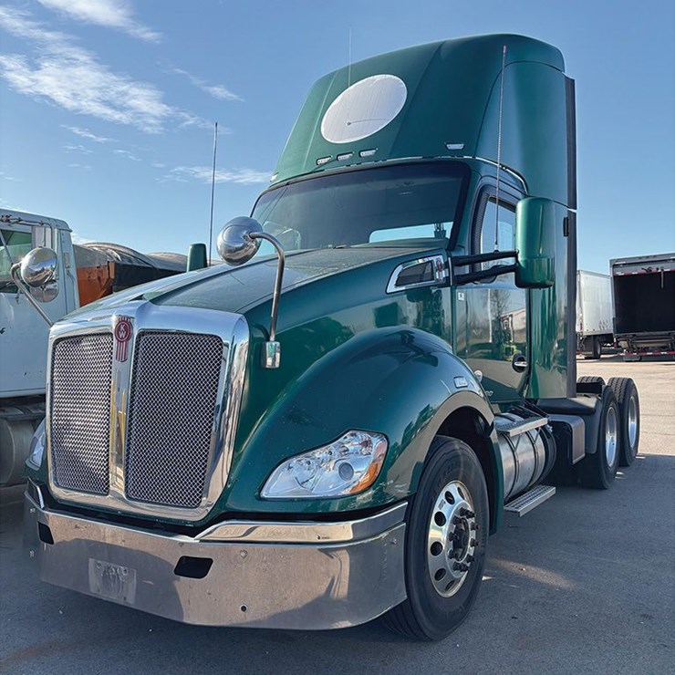 2016 KENWORTH T680