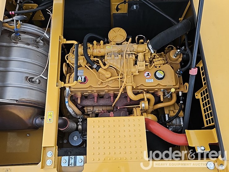 2023-caterpillar-336-image-32