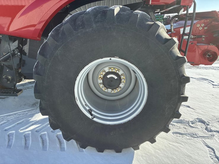 2010-case-ih-6088-image-32