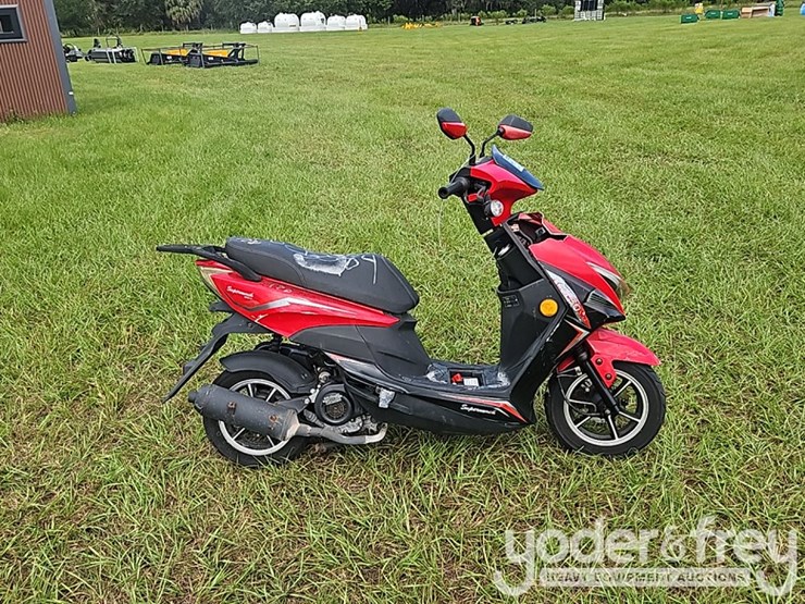 49cc-scooter-(non-runner)(sold-for-parts-only---has-no-title)-image-5