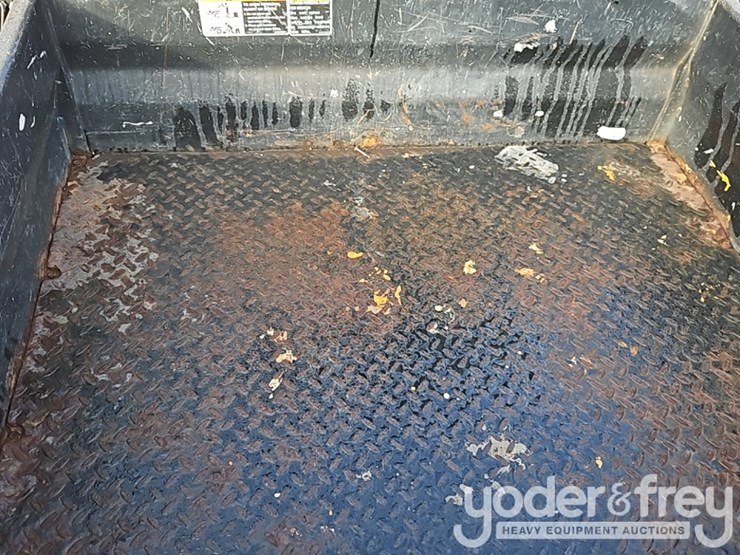 2023-kubota-rtv520-image-16