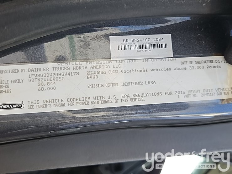 2016-freightliner-114sd-image-42