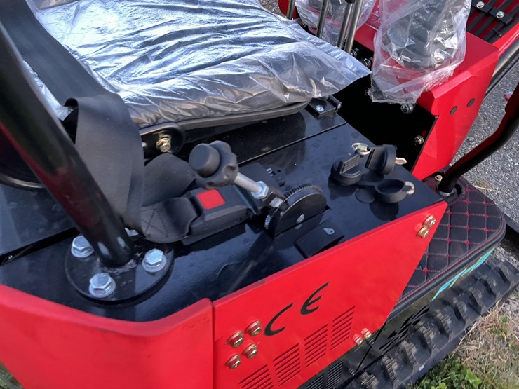 #1206-•-unused-future-ft13-mini-excavator-image-16