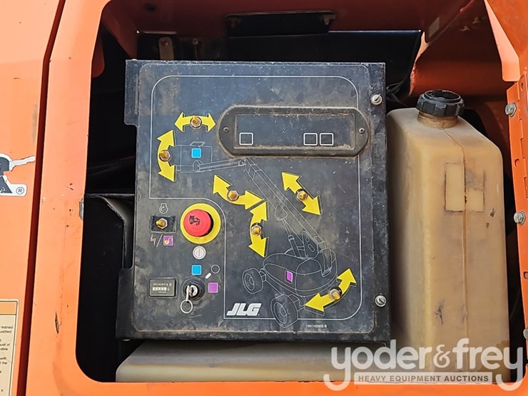 2017-jlg-660sj-image-25