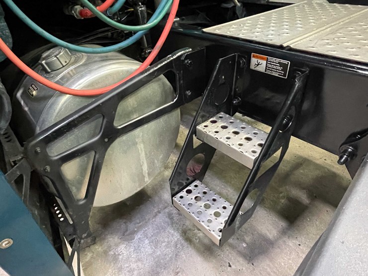 #6223-•-2022-freightliner-cascadia-semi-truck-(title-in-delay)-image-53