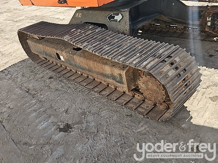 2016-jlg-600sc-image-13