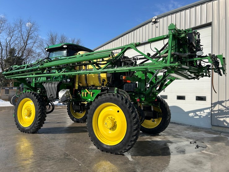 2015-john-deere-r4030-image-27