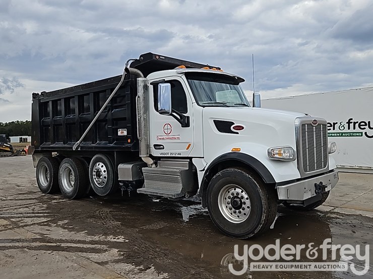 2021-peterbilt-567-image-7