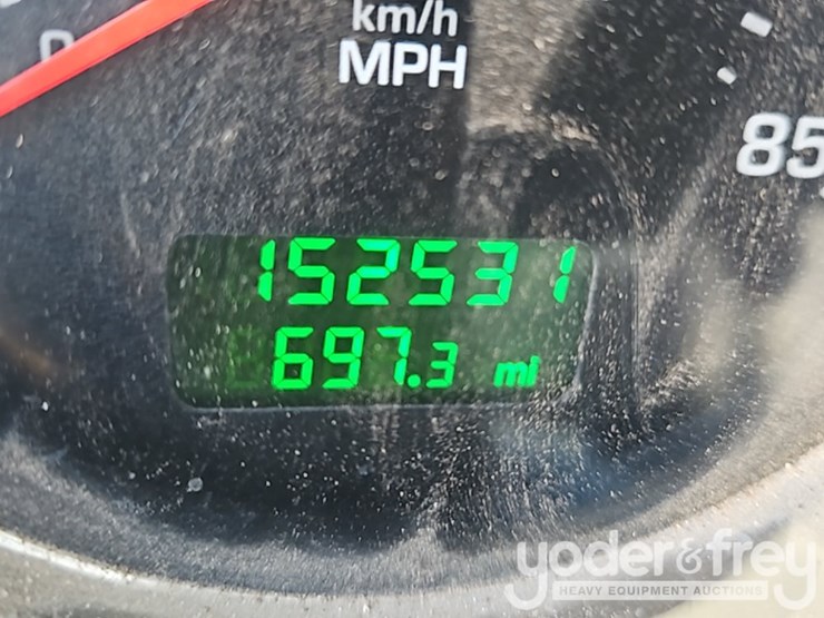 2011-kenworth-t470-image-32