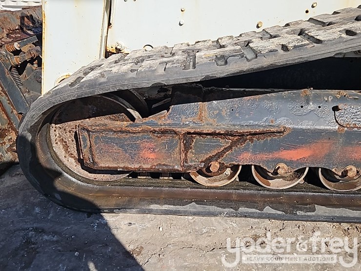 2017-bobcat-t770-image-18