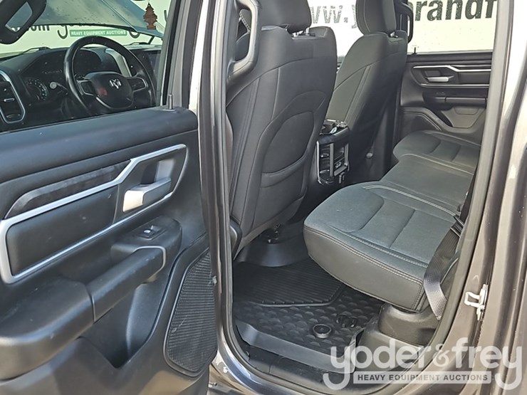 2021-dodge-ram-1500-image-17