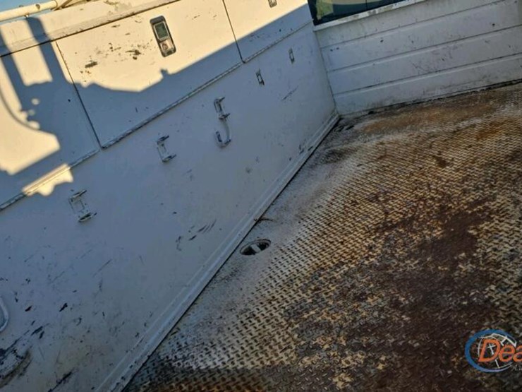 2012-ford-f550-image-17