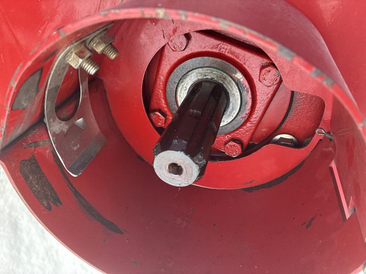 2010-case-ih-6088-image-30