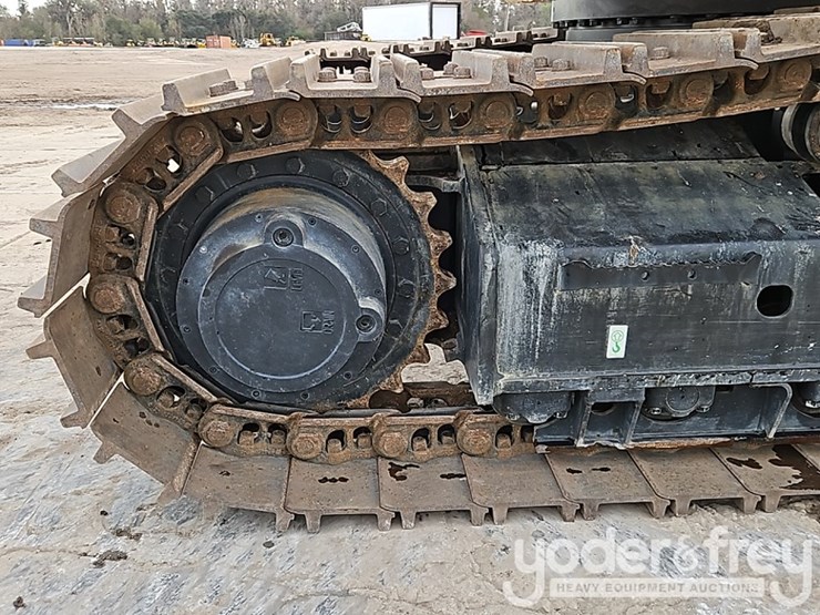 2023-caterpillar-336-image-24