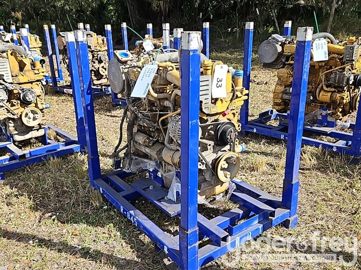 cat-c3.3b-4-cylinder-engine-image-4