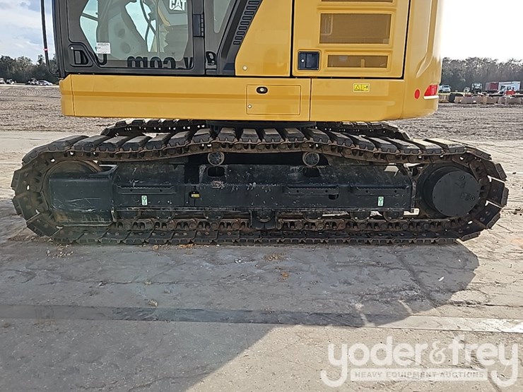 2021-caterpillar-325-image-21